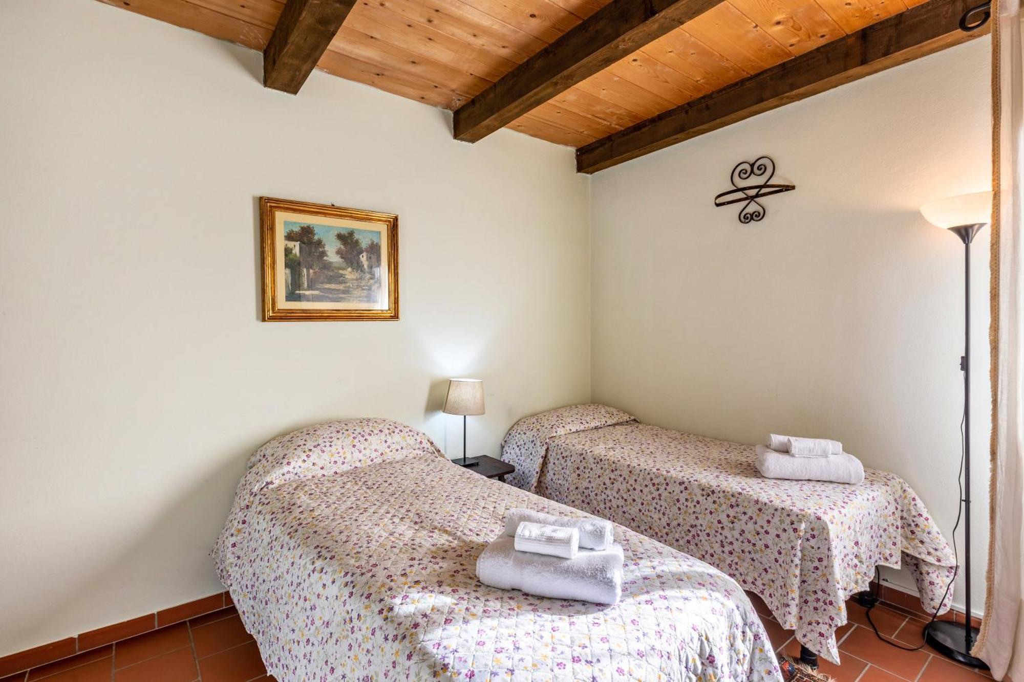 Casa Rossa Vendri Apartamento *